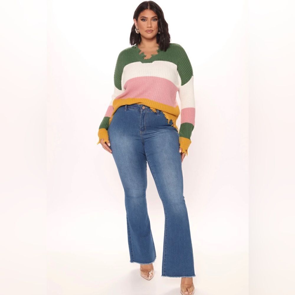 Fashion Nova Valentina high rise flare jeans NWT size 15